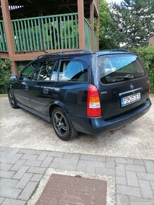 Opel Astra Caravan - 3