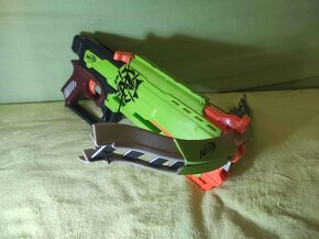 NERF ZOMBIE Kuša - 3