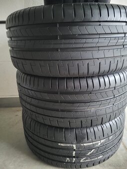 Pirelli P Zero 245/40 R18 letné pneumatiky - 3