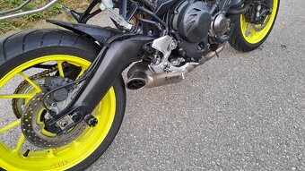 Yamaha MT09 - 3