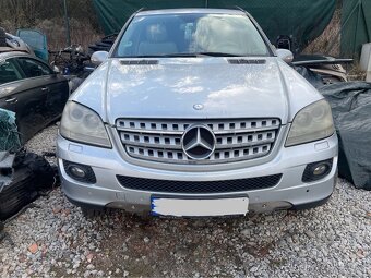 Rozpredam Mercedes w164 350 benzin LPG na diely - 3