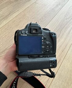 Canon EOS 500D, Canon EFS 18-55mm 0,25m/0,8ft - 3