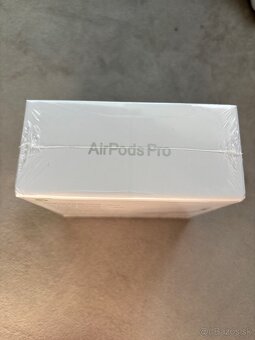 Apple AirPods Pro (2. Generácie) - 3