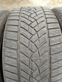 235/45R18 98V Goodyear zimná - 3