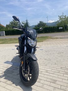 YAMAHA MT 07 - 3