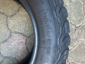 Bf goodrich all terrain 225 65 r17 - 3