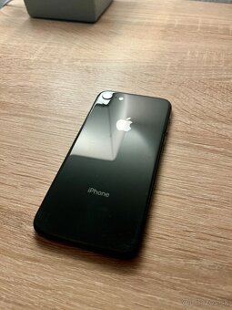 iPhone 8 64GB Space Gray - 3