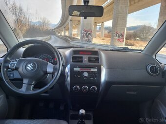 Suzuki SX4 - 3