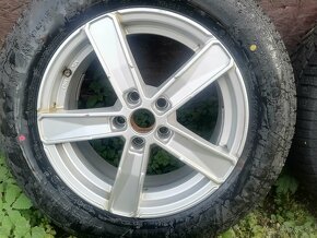 Zimné nové alu komplety 215/65 R17 ET38- 5x112 - 3