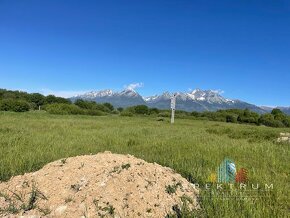 Ponúkame na predaj pozemok vo Veľkej Lomnici 4428m2 - 3