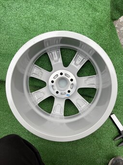 R17 5x112 Original Borbet 7Spoke Silver - 8J ET50 - 3