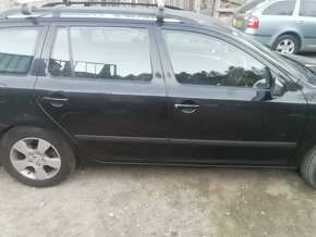 Rozpredám škoda octavia 2 combi 1,9 tdi color 9910 - 3