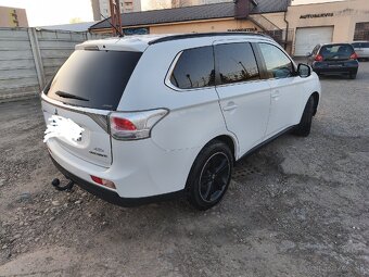 Predám Mitsubishi Outlander 2.2 - 3