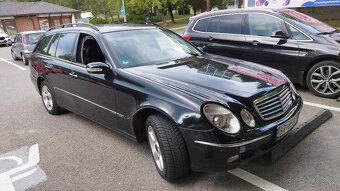 Predam velmi pekny Mercedes E211, 240 K - 3