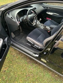 HONDA Civic 1.8 Executive Automat - 3