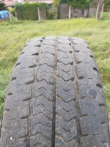 Predám pneu celoročné 195/60 R16 c - 3