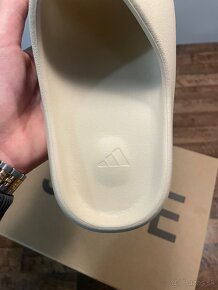 Adidas Yeezy Slide Bone 40.5 - 3