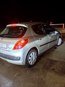 Peugeot 207 1.4 70kw benzín - 3