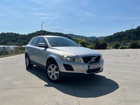 Volvo XC60 4x4 D3  automat  RV 2011 -1. majitel - 3