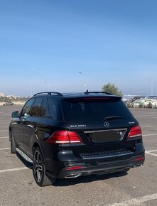 Mercedes-Benz GLE SUV 350d 4x4 - 3