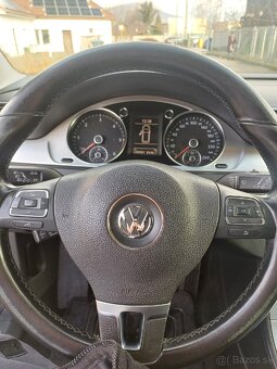 Volkswagen passat b7 2.0tdi 103kw highline - 3