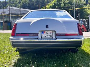 Lincoln Mark VII - 3