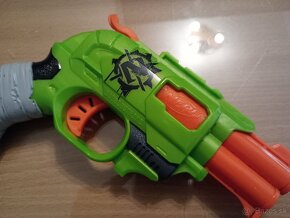 Predám NERF Zombie strike Double strike - 3