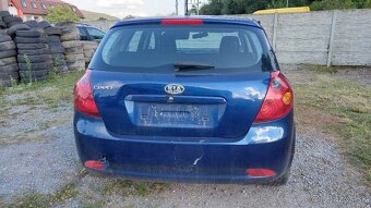 Predám rozpredám KIA Ceed 1.6 CRDI A8 - ABYSS BLUE 2008 - 3