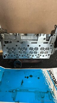 OEM DIELY BMW N47d20A 130KW - HLAVA + KOMPONENTY - 3