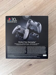 PREDÁM : Limitovaný PS5 Ovládač EDGE - 30th Anniversary - 3