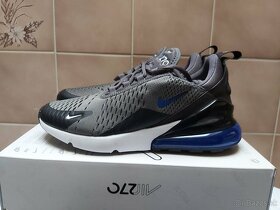 Tenisky NIKE AIR MAX 270, vel. 40 - 3