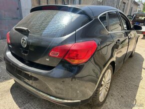 rozpredam opel astra J 1.6 benzin 2015 kod motora B16XER cie - 3