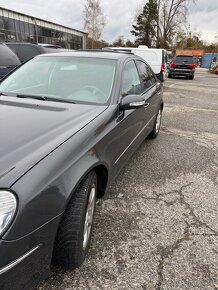 Mercedes E220 - 3