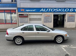 Volvo S60 2.5T 154kW Automat - 3