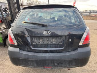 KIA RIO r. 2007 - 3