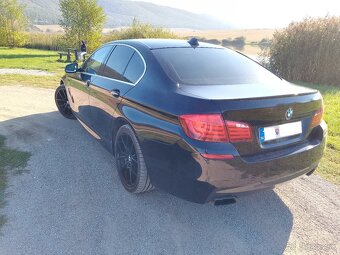 BMW 550i - 3