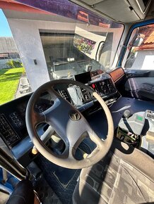 Mercedes actros 6x4 - 3