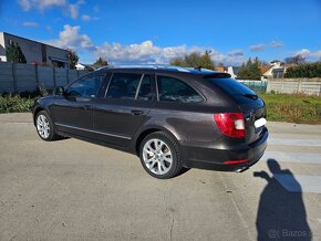 Škoda Superb combi 2,0 TDi DSG - 3