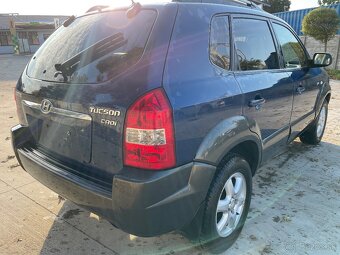 Hyundai Tuscon 2,0CRDI rok.05 AUTOMAT 4x4 - 3