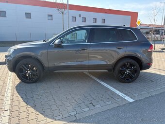 VW Touareg 4.2 TDI - 3