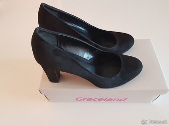 Dámske semišové topanky "Graceland" na podpätku 9 cm - 3