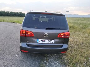 Volkswagen Touran - 3