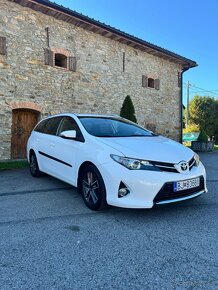 TOYOTA  AURIS TS 1,6 valvematic active-trend 2015 - 3