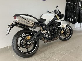 Triumph Street Triple - 3