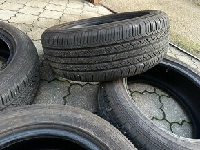 Pneumatiky Maxxis Bravo HPM3 215/55 R17 M+S - 3