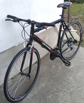 Športový bicykel 23,5 rám 28 kolesá 3x7 SHIMANO - 3