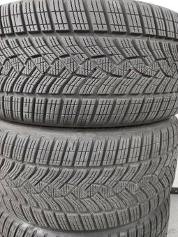 BMW 4 G26 i4 zimní sada M858 Goodyear 245/45 R18 TOP stav - 3