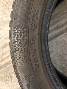 Predám 225/50r17 zimné - 3