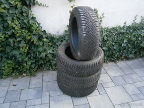 Predám 4x zimné pneu Goodyear 205/55 R16 91H - 3