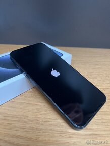 Predám iPhone 15 PRO MAX 256GB, TOP stav, ZARUKA 1R, 96% - - 3